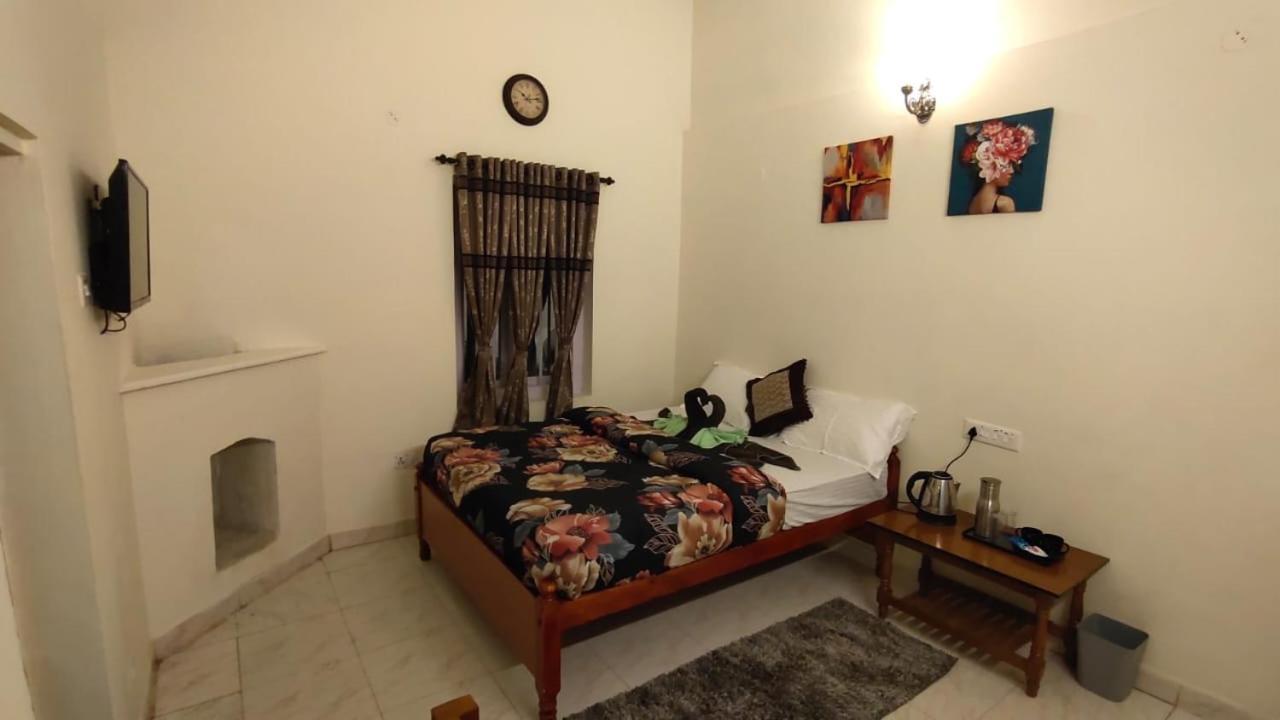 Bob'S Haven Bungalow Уті Екстер'єр фото